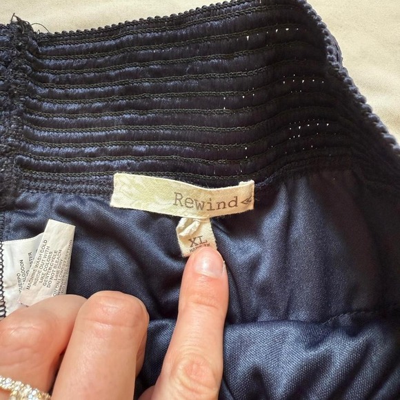 Crochet Ruffle Shorts - Picture 3 of 6